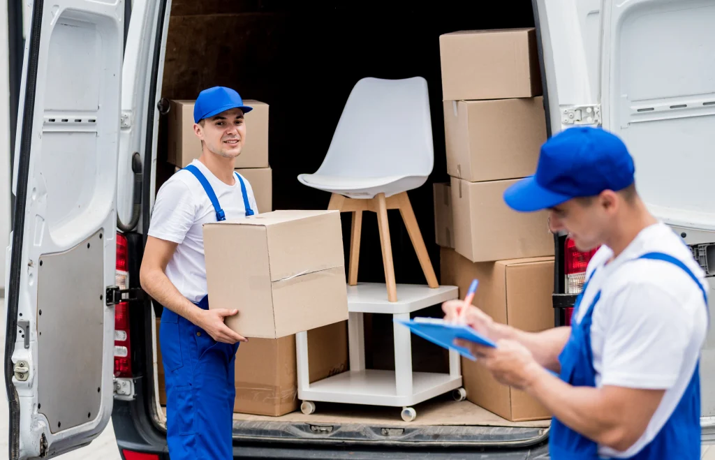 Evden eve nakliyat firmaları eşyaları söküp takar mı sorusu birçok kişi için taşınma sürecinin en kritik aşamasını oluşturur çünkü doğru