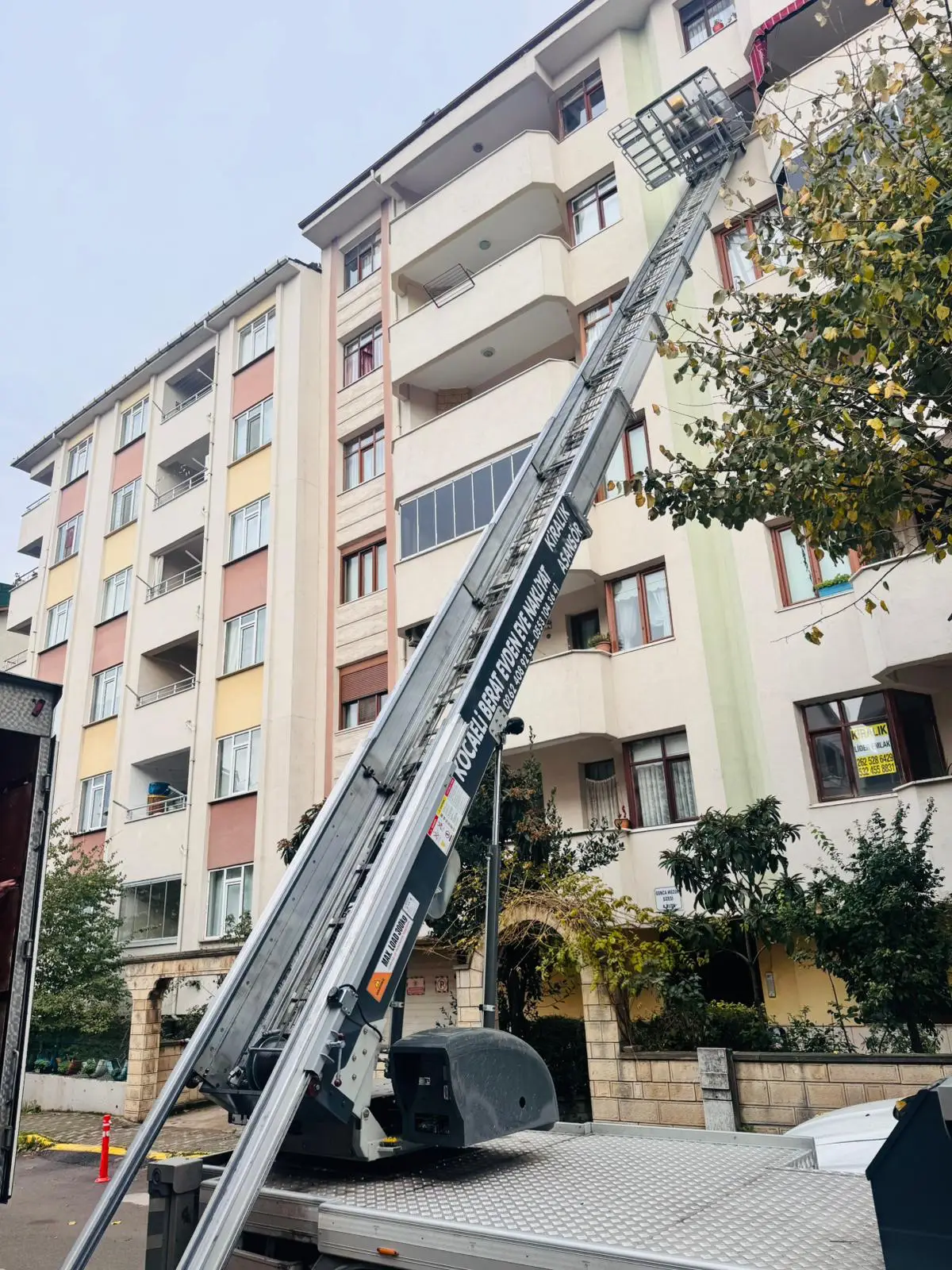 izmit-evden-eve-nakliyat_beratkocaelinakliyat